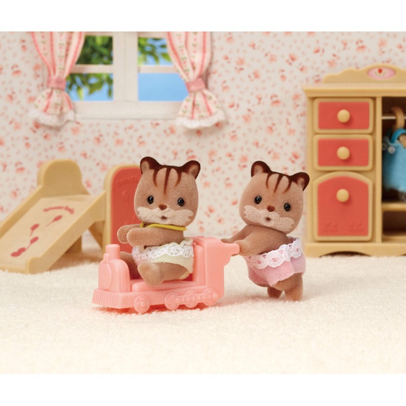 Sylvanian Families Walnut Squirrel Twins