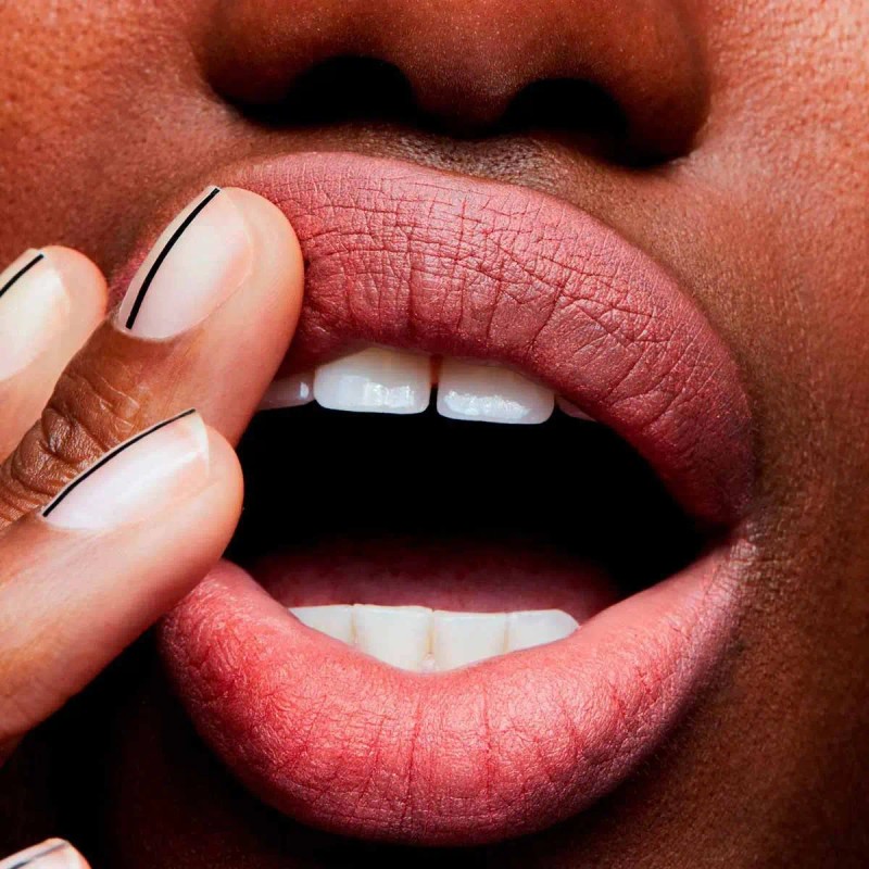 Labial MAC Retro Matte Runway Hit Mate Intenso Alta Pigmentación