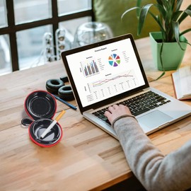 FEMONGY Pocket ashtray, odour-proof, travel ashtray, pocket ashtray for on the go, easy to open, large capacity, suitable for travel (black)