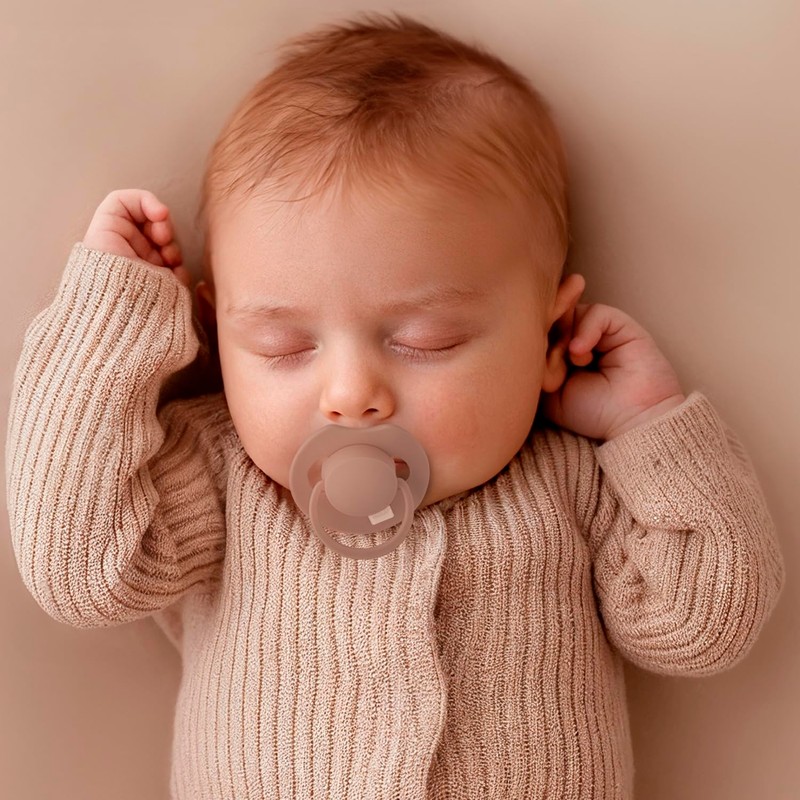 Difrax Lovi Dynamic Dummy 0 to 6 Months - Beige