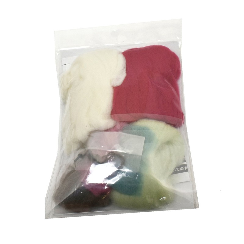 ハマナカ 苺帽子のパンダちゃんとかえる 441-308 /製作キット