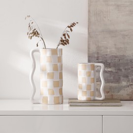 SAFAVIEH Home Collection Anika White & Beige Ceramic Checkered Vases with Handles Set of 2 Decorative Accents for Shelf or Table
