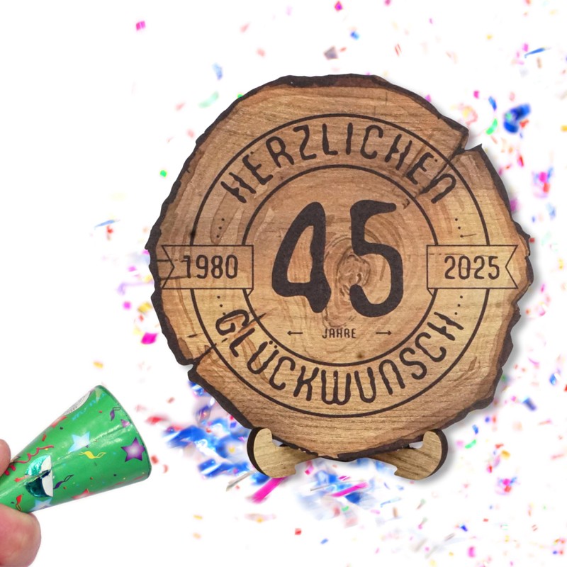 DARO Design - Wooden Disc - 45 Years - Size