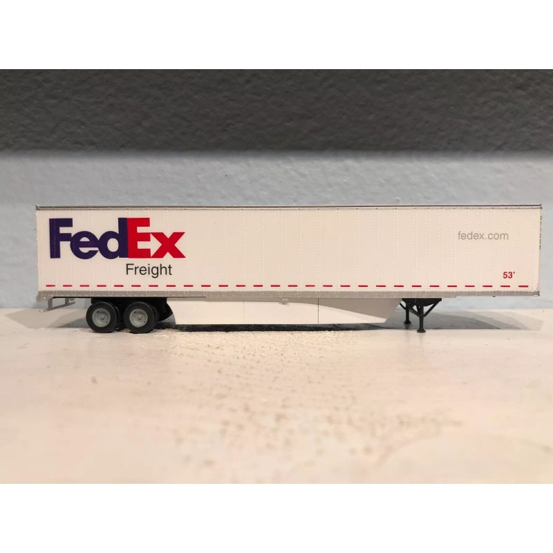 1:64 Trailer Skirts for 53' Aerodynamic Semi Side Skirts detail