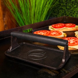 Blackstone 5553 Pre-Seasoned Cast Iron Griddle Press Medium Heavy Duty-Meat, Burger, Bacon, Steak, Panini, Sandwich, Sausage Heat Resistant Rubber Handle-10” x 5.5” (Rectangle), Black
