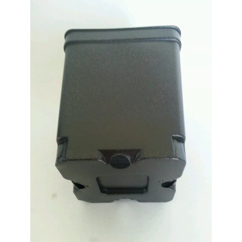 Landmark Quart 4.25" SQUARE DEEP PLASTIC NURSERY POTS - SET