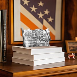 Silver Snake Decoration Gifts for Men - American Flag Statue Decor Gift Don't Treat On Me Flags Office Decor for Home Work Bookshelf, Patriotic Décor Western Retro Sculpted Hand-Painted Resin Ornament