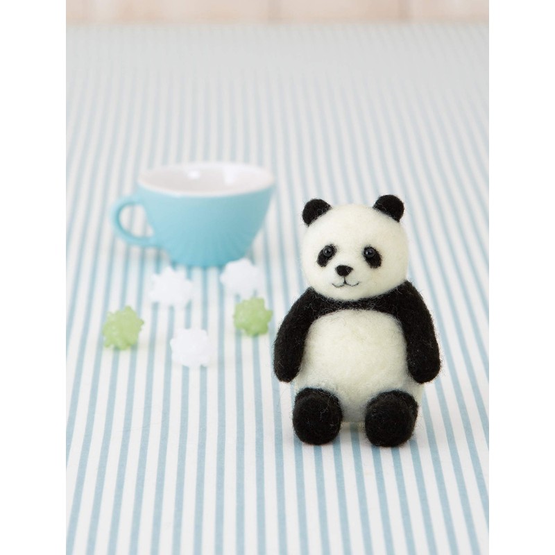Hamanaka Wool Felt Kit, Animal Made with Needle Felt Panda