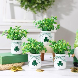 St Patricks Day Decorations-4pcs St.Patrick's Day Mini Jars with Artificial Shamrock-Mini Vases for St Patricks Day Home Kitchen Table Fireplace Mantel Decor
