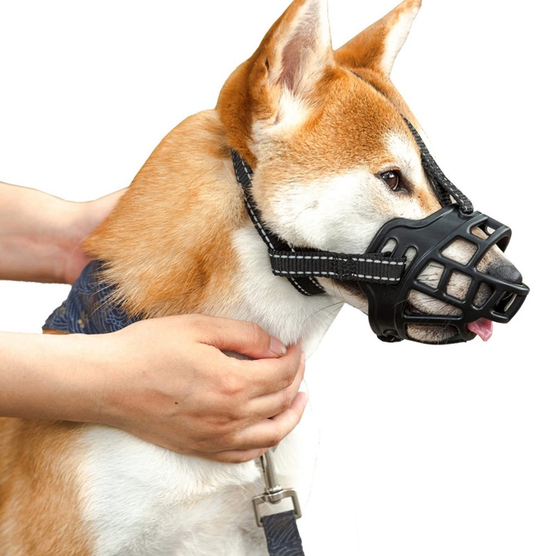 Dog Muzzles Soft Basket Resin Rubber Breathable and Adjustable Straps