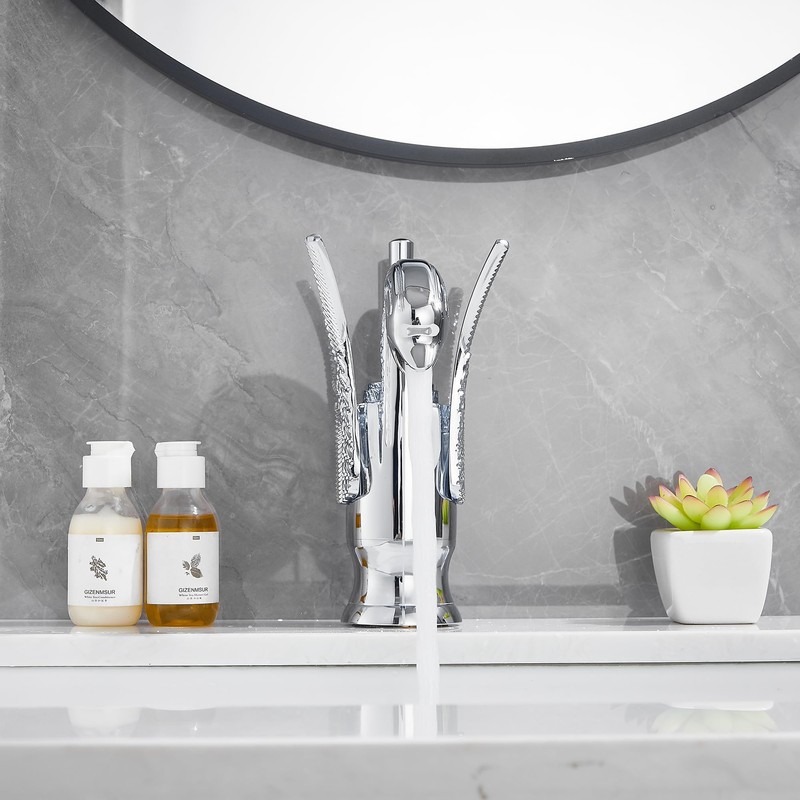 GGStudy Chrome Bathroom Faucet Swan Shape Single Handle One Hole