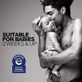 La Roche-Posay La Roche-Posay Lipikar AP+ Gentle Foaming Cleansing Oil, Gentle Oil Cleanser for Face and Body Formulated with Niacinamide, Long-Lasting 24-hour Hydration, Fragrance-Free & Soap Free