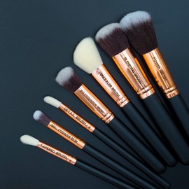 HINZIC 420 PCS Makeup Brush Label Stickers, 10 Sheets Self-Adhesive Waterproof Brush Name Labels, Foundation Brushes Beauty Organization Labels for Beauty Salon Personal Use Women Girls