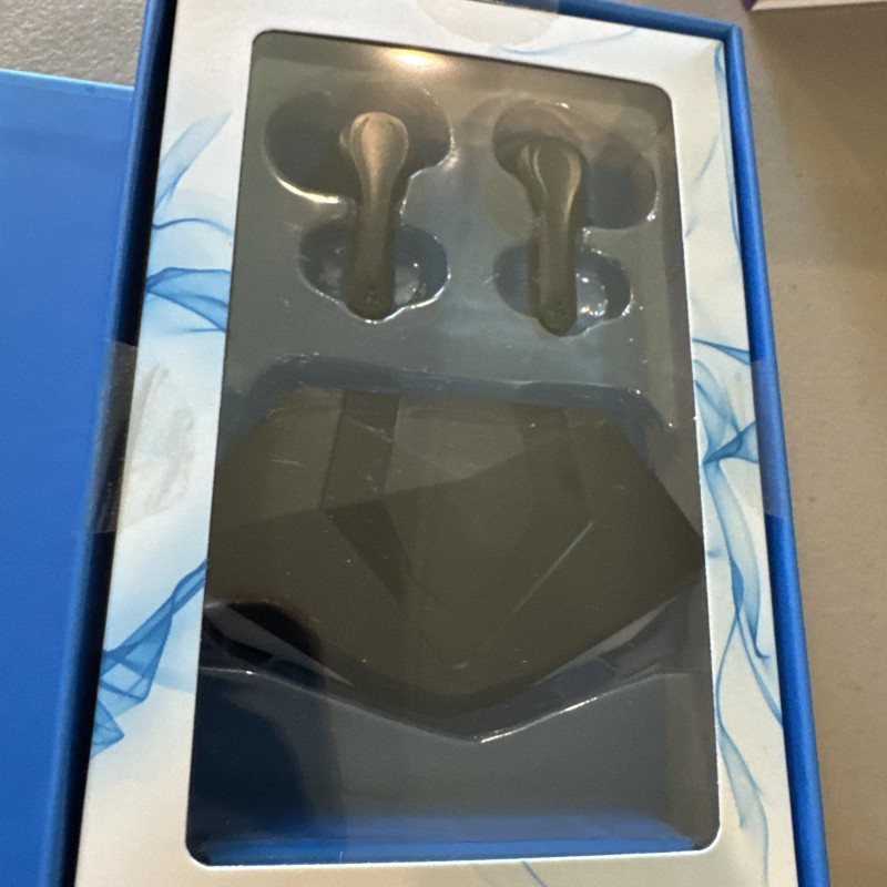 Vivitar LVLUP pro Bluetooth true wireless gaming earbuds low Latency-