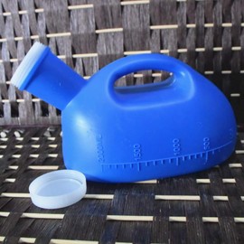 YUMSUM Men's Male Bed Urinal Potty Pee Bottle 2000ML Collector with 1.3M Tube (Blue)