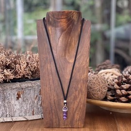 M√§nner und Frauen versilbert Pfeilspitze Nat√ºrliche Energie Stein und Zamak Anh√§nger - Healing Edelstein Schutz Amulett Halskette - Ideal zum Verschenken (Achat violett)