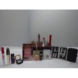 Luxury Beauty Make-Up Beauty Bundle Gift Set For Women 10 Piece Make Up Bundle, 8pc Manicure Kit, Free Crystal Pendant