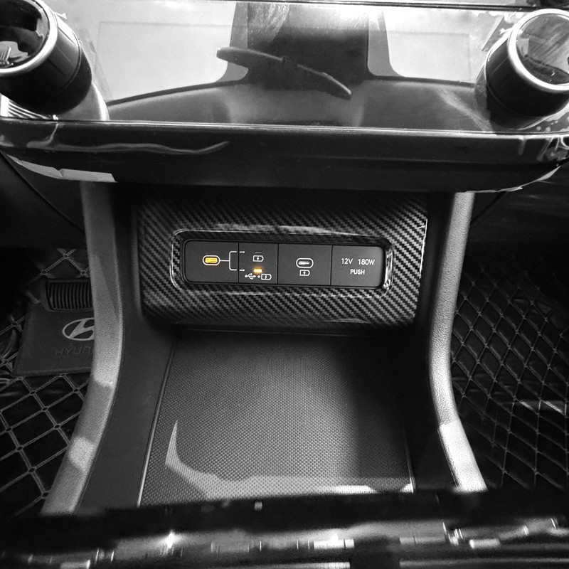 FUEISOF For Hyundai Tucson NX4 2025 Front USB Charging Button