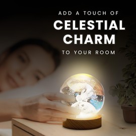 CUQOO 6cm 3D Astronaut Crystal Ball Night Light - LED Crystal Ball Lamp with Engraved Astronaut Design - 3D Astronaut Crystal Light with LED Base - Themed Gift for Home Décor & Astronomy Lovers