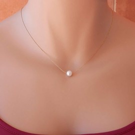 Inateannal Vintage Pearl Pendant Necklace Gold Pearl Choker Necklace Floating Pearl Chain Necklace Minimalist Pearl Wedding Necklace Jewellery for Women and Girls, Zinc, No Gemstone