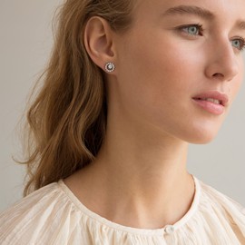 day.berlin Stud Earrings Stone 10 mm 18 Carat Gold-Plated Round Women's Earrings with Zirconia Crystals 316L Stainless Steel 1 cm Diameter 3 mm Thick, Nickel-Free and Waterproof, Stainless Steel,