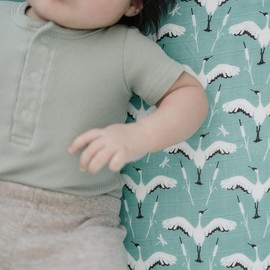 Bebe au Lait® Soft & Breathable Changing Pad Cover, 70% Viscose from Bamboo 30% Cotton, Safety Strap Holes, Elasticized Fit Upto 36"x18"x6", Crane