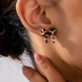 Boho Leopard Bow Earrings for Women Leopard Bowknot Statement Earrings Cheetah Exaggerate Earrings Summer Costume Jewelry Gift (C)