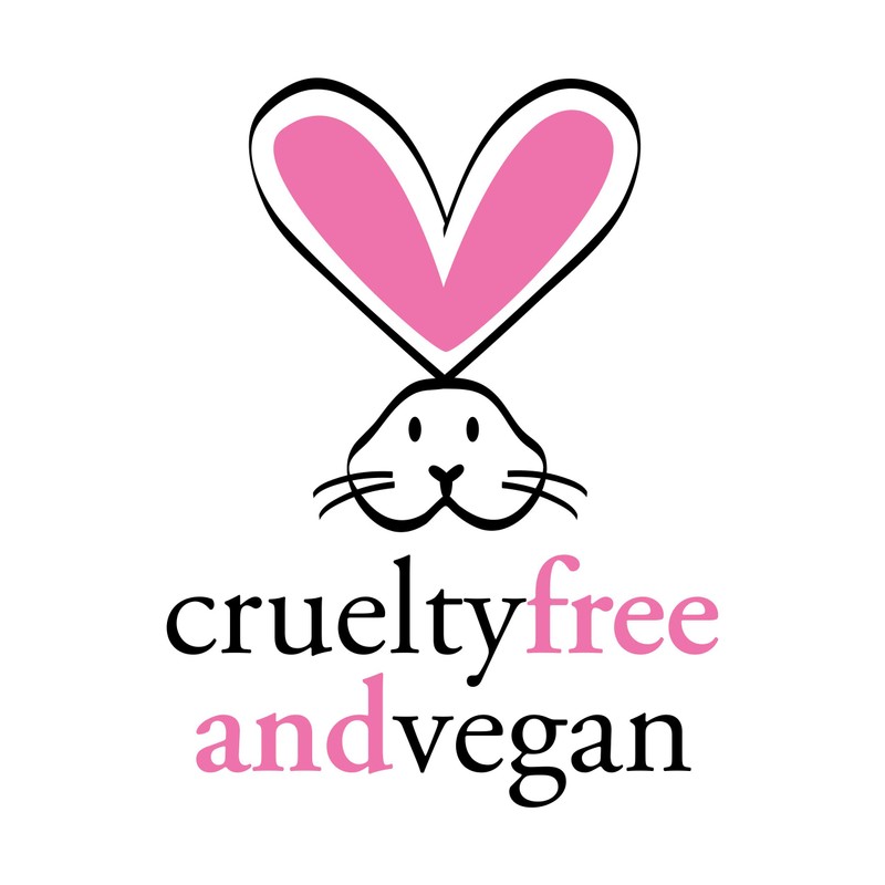 e.l.f. Eye Contour Brush, Absorbent Brush With Soft, Synthetic Bristles