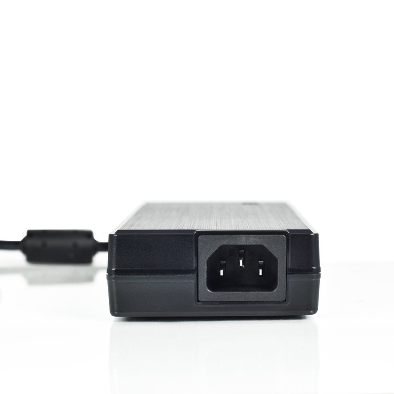 LEICKE Ull Universal Power Supply, 5.5 x 2.5 mm Plug