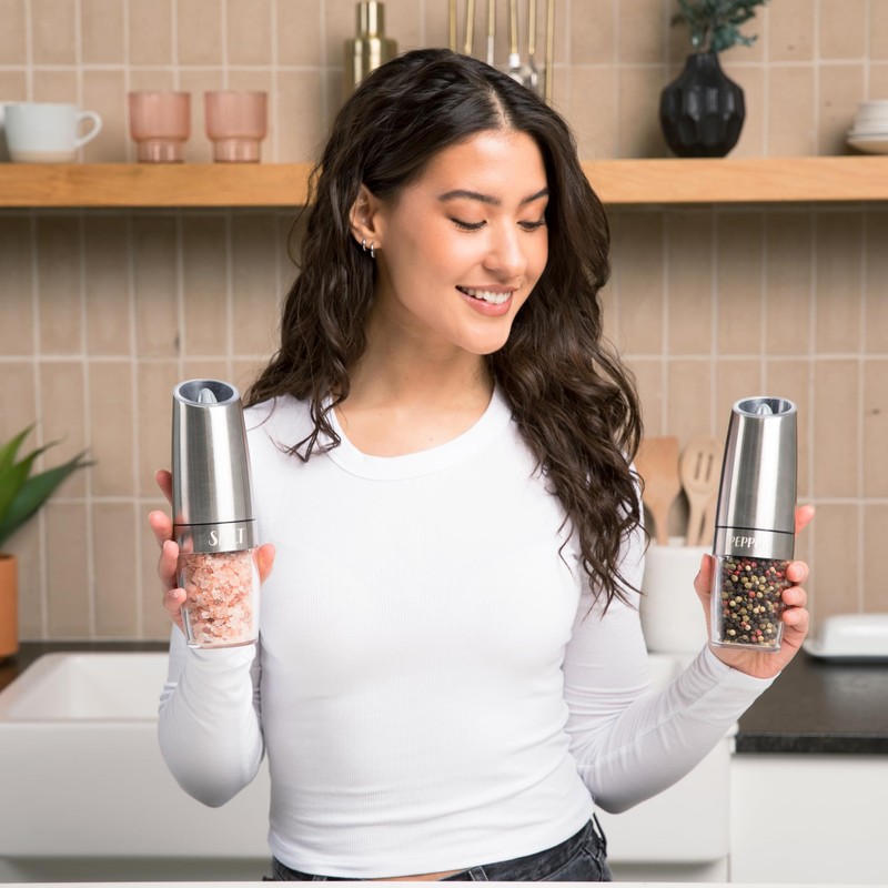 Automatic Salt and Pepper Grinder Set (2pc). One Hand Operation,