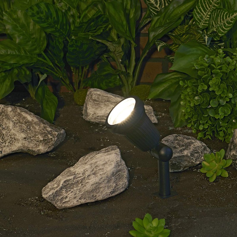 Sterno Home Ribbed Cast Aluminum Halogen Spotlight - Black Finish