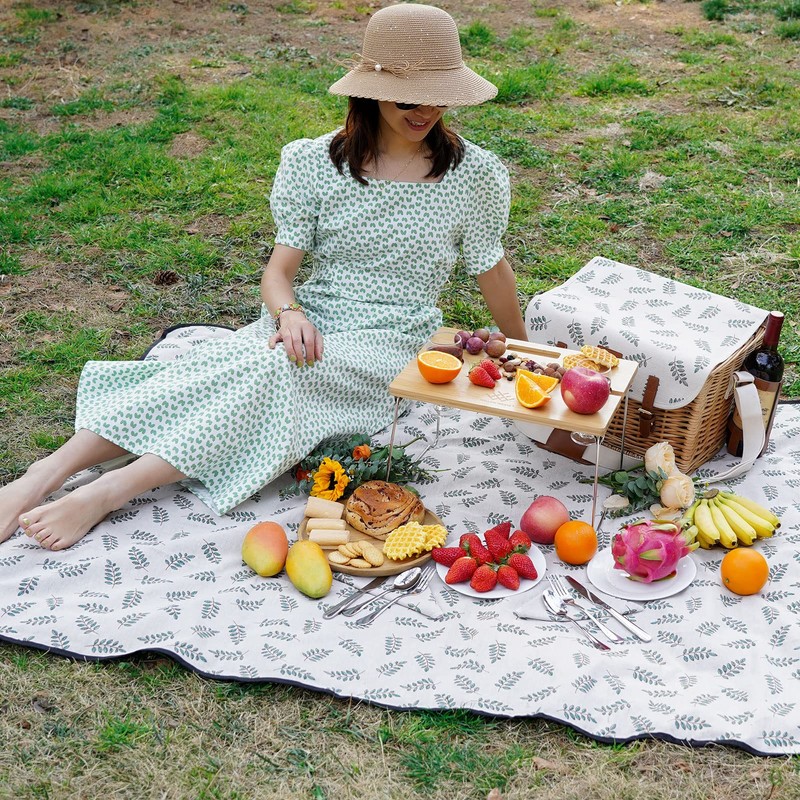 WILLOW WEAVE Picnic Basket with Table, Picnic Basket Set for