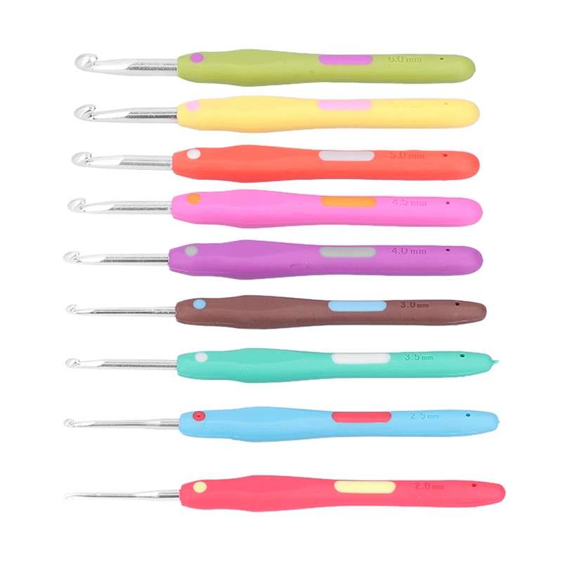 9Pcs Crochet Hooks TPR Ergonomic Soft Handle Easy Identification Wide