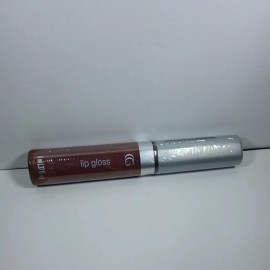 Covergirl Queen Collection Lip Gloss ~ # Q305 Lush Lavender