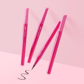 Deja Vu 1+1 Brush Pen Liquid Eyeliner 0.55ml / 데자뷰 1+1 붓 펜 리퀴드 아이라이너 0.55ml