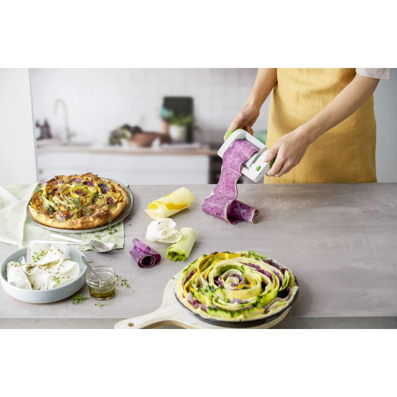 Betty Bossi Veggie Sheet Slicer, Green, Plastic, Fruit and Vegetable