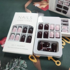 24Pcs Christmas Hat Press on Nails Sparkly Christmas Hat French False Nails Medium Square Glossy Silver Glitter Acrylic Fake Nails Christmas Hat Gel Glue on Nails French Stick on Nails for New Years