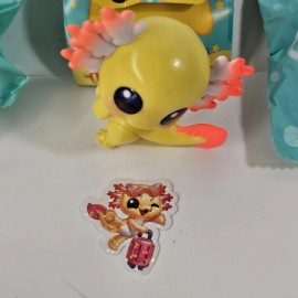 Zuru 5 Surprise Axolotl FLY-ALOTL A-LOT-A AXOLOTLS Yellow Figure HTF NEW