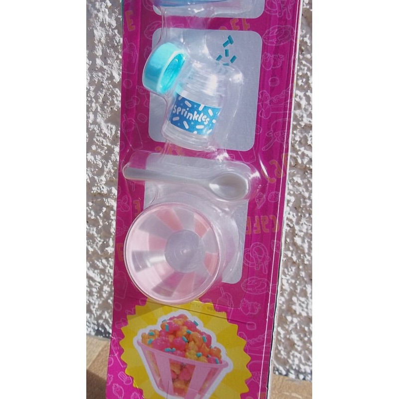 MGA Miniverse Make it Mini Food Cafe Series 2 Unicorn