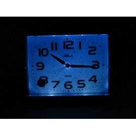 Atlanta Großer Wecker mit automatischem Nachtlicht Sensor Quarz Analog - 1919-19