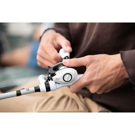 Abu Garcia Max Pro Low Profile Baitcast Reel, Size LP (1539730), 7 Stainless Steel Ball Bearings + 1 Roller Bearing, Synthetic Star Drag, Max of 15lb | 6.8kg, Left-Handed (Box)