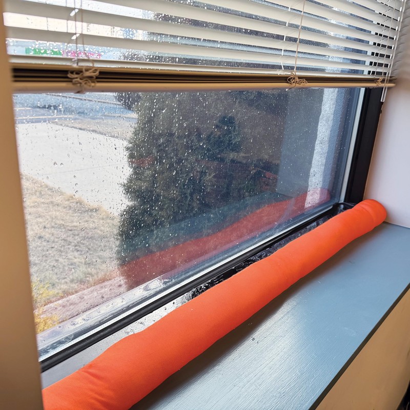 Quick Dam WUB210-2 Water Activated Flood Barrier – 10 ft,