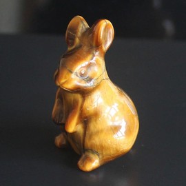 HLbshi Cute Hand Carved Gemstone Crystal Rabbit Bunny Figurine Animal Carving Statue Home Decor 1.5'' (Gold Tiger Eye)