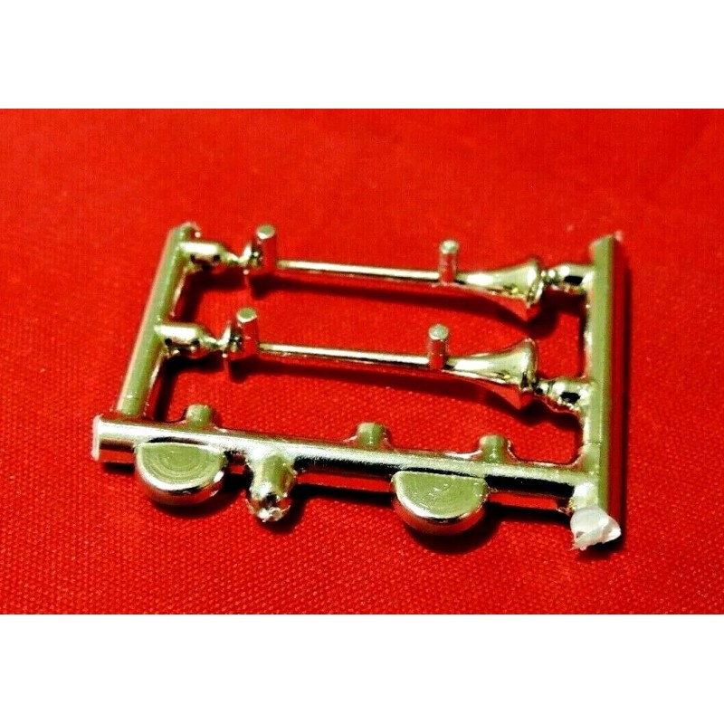 AMT International Transtar 4300 Eagle Roof Horns 1/25