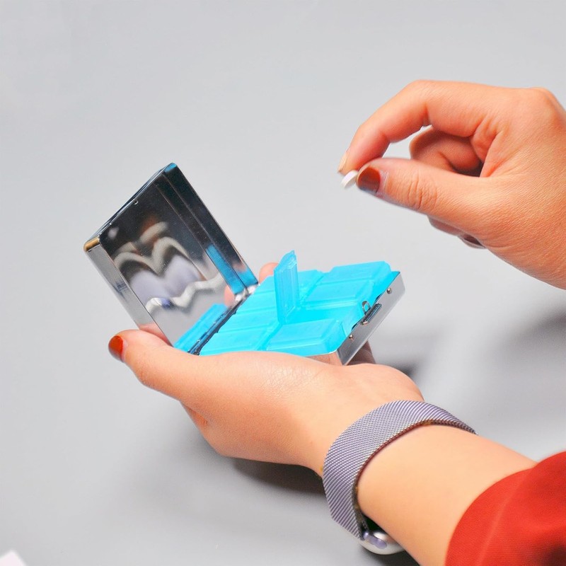 7 Days Chromed Shiny Silver Pill Organizer with Mirror Inside