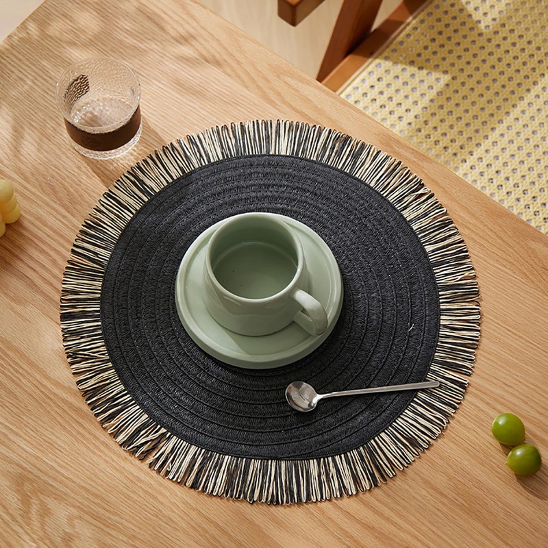 JEIYMIUW 15 Inch Round Braided Placemats Set of 4, Black