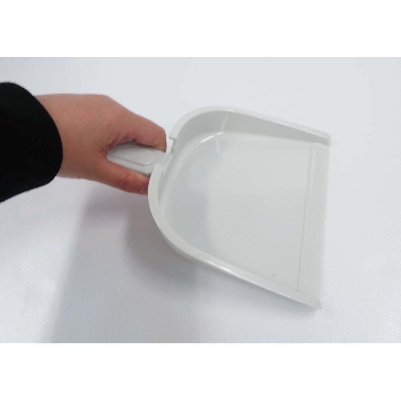 Ohe Broom, White, Approx. Width 8.9 x Depth 6.7 x