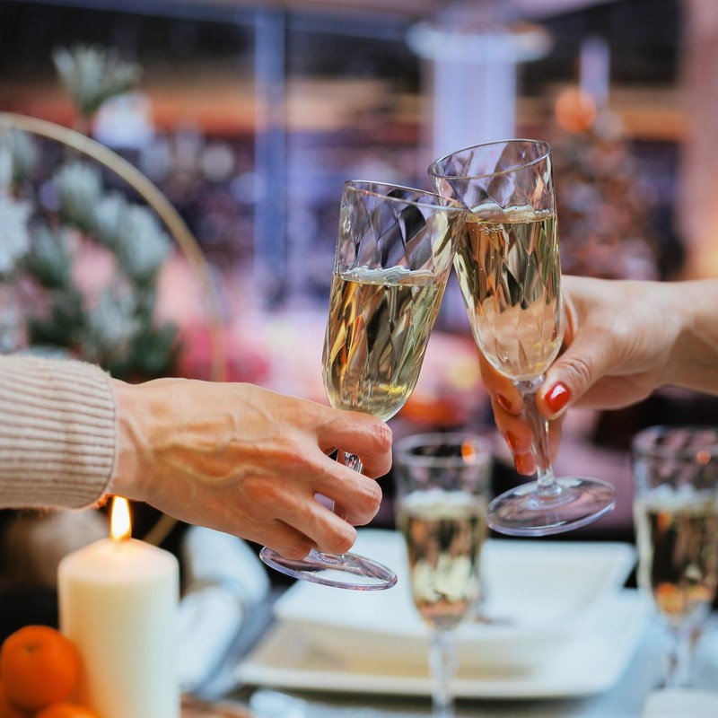 Omada Design 4 Glasses for Champagne, 6,89 fl oz Flute
