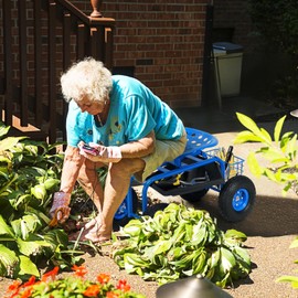 Giantex Rolling Garden Work Seat, 360 Swivel Gardening workseat with Wheels, Tool Basket, Adjustable Height, Outdoor Scooter for Sitting, Gardening Stool Chair for Planting Trimming, Blue