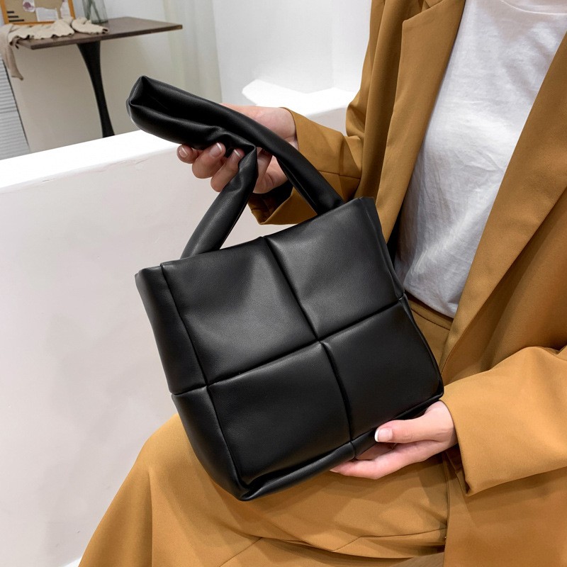 Underarm Bag Lattice Plain PU Simple Elegant Delicate Large Capacity